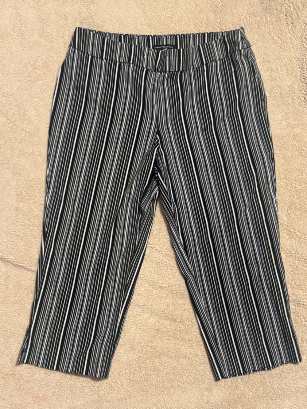 EUC Counterparts Black and White Striped Capris women’s XL